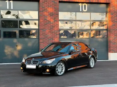 Gebraucht BMW 530 M Sport 235 PS (172 kW) 2007 Schwarz Limousine