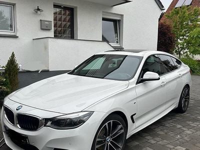 Weiß Gebraucht 2016 BMW 320 Gran Turismo M Sport Limousine | 15.500 € (Fairer Preis)
