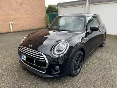 Gebraucht Mini Cooper 136 PS (100 kW) 2020 Schwarz Kleinwagen