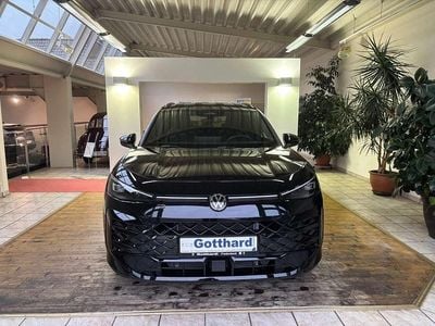 Neu VW T-Roc R-line 150 PS (110 kW) 2026 Grenadillschwarz metallic SUV