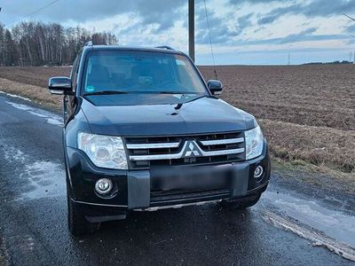 gebraucht Mitsubishi Pajero Instyle 5 türer