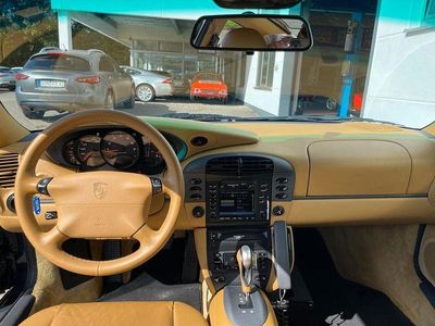 Porsche 911 Carrera