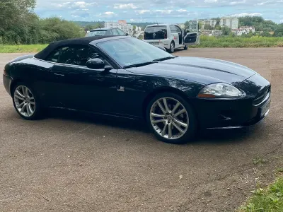 Begagnad Jaguar XK 256 HK (188 kW) 2008 Svart Cab