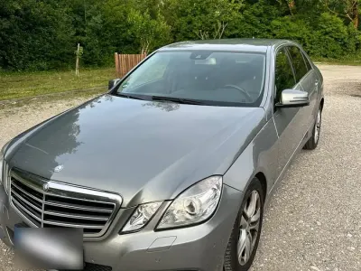 Gebraucht Mercedes E200 Avantgarde 184 PS (135 kW) 2012 Grau Limousine