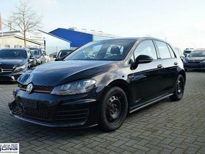 Schwarz Gebraucht 2016 VW Golf VII GTI | 13.750 €