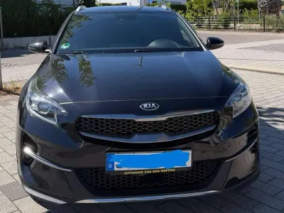 Gebraucht Kia Ceed Vision 159 PS (116 kW) 2021 Schwarz Kleinwagen