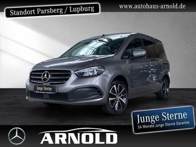 Mercedes T180
