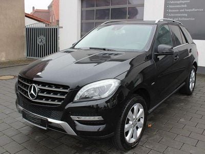 Gebraucht Mercedes ML350 258 PS (189 kW) 2012 Schwarz SUV