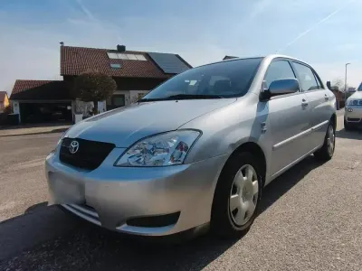 Gebraucht Toyota Corolla Sol 97 PS (71 kW) 2002 Silber Limousine