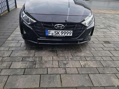 Gebraucht Hyundai i20 84 PS (61 kW) 2020 Kleinwagen