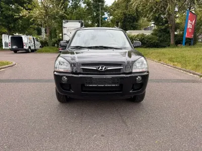 Gebraucht Hyundai Tucson GLS 140 PS (102 kW) 2010 Schwarz SUV