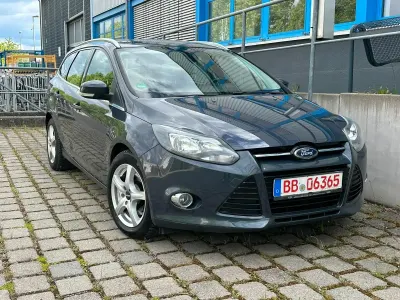 Gebraucht Ford Focus 150 PS (110 kW) 2013 Grau Kombi