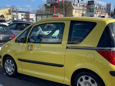 Gebraucht Peugeot 1007 Filou 73 PS (53 kW) 2007 Gelb Van / Kleinbus