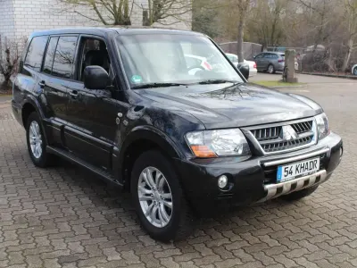 Gebraucht Mitsubishi Pajero Elegance 160 PS (117 kW) 2006 Schwarz SUV