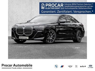 BMW i7