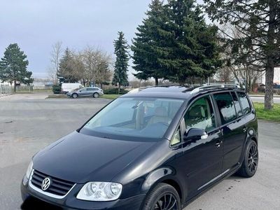 gebraucht VW Touran m 1,6 Jahre TÜV