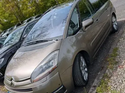 Gebraucht Citroën Grand C4 Picasso Exclusive 109 PS (80 kW) 2010 Braun Van / Kleinbus