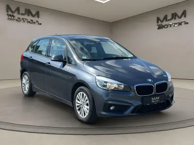 Gebraucht BMW 218 Active Tourer 150 PS (110 kW) 2016 Grau Van / Kleinbus