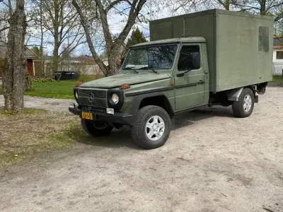 Używany Mercedes G290 120 KM (88 kW) 2000 Zielony SUV