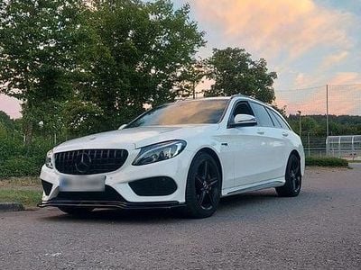 Gebraucht Mercedes 220 170 PS (125 kW) 2016 Weiß Kombi