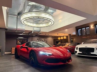 Usata Ferrari 296 2025 Rosso Cabrio