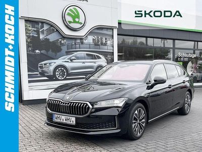 Schwarz Gebraucht 2025 Skoda Superb Selection Kombi | 43.980 € (Teuer)