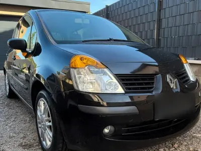 Gebraucht Renault Modus 88 PS (64 kW) 2006 Schwarz Van / Kleinbus