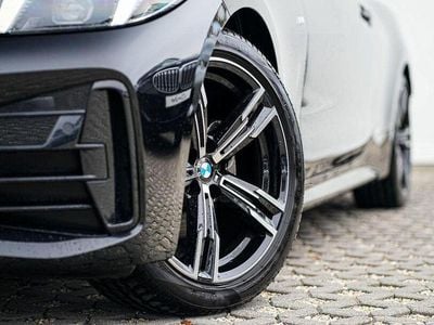 Gebraucht BMW 420 M Sport 190 PS (139 kW) 2025 Saphirschwarzmetallic Cabrio