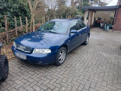 gebraucht Audi A4 / Kleinwagen/ Limousine/ Auto