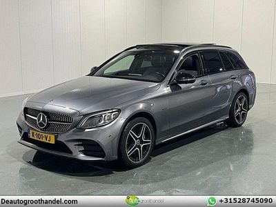 Grau Gebraucht 2021 Mercedes C300e Business Kombi | 15.125 €