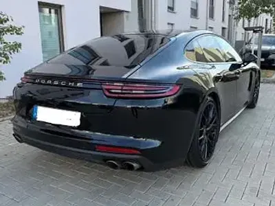 Gebraucht Porsche Panamera 4S 441 PS (324 kW) 2016 Schwarz Kleinwagen