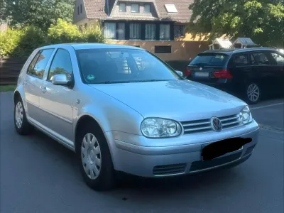 Gebraucht VW Golf IV 115 PS (84 kW) 2003 Silber Kleinwagen