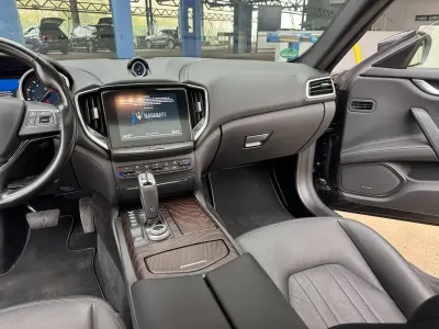 Usata Maserati Ghibli 430 CV (316 kW) 2020 Nero Berlina