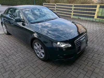 Używany Audi A4 Ambiente 120 KM (88 kW) 2008 Zielony Sedan/Limuzyna
