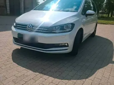 Gebraucht VW Touran Sound 150 PS (110 kW) 2018 Weiß Van / Kleinbus
