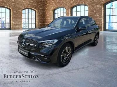 Gebraucht Mercedes GLC200 AMG 163 PS (119 kW) 2025 Unilack schwarz SUV