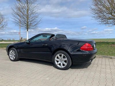 Usata Mercedes SL500 306 CV (225 kW) 2003 Nero Cabrio