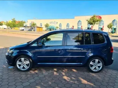 Gebraucht VW Touran Highline 170 PS (125 kW) 2011 Blau Van / Kleinbus