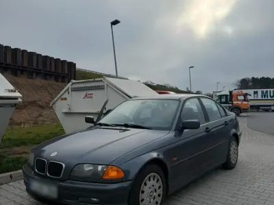 Gebraucht BMW 318 118 PS (86 kW) 1999 Grau Limousine
