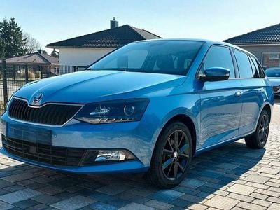 Gebraucht Skoda Fabia Joy 90 PS (66 kW) 2016 Blau Kombi