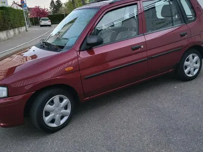 Second-hand Mazda Demio 80 CP (58 kW) 2000 Roșu Hatchback