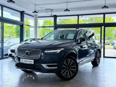 Używany Volvo XC90 Ultimate 455 KM (334 kW) 2023 Niebieski SUV