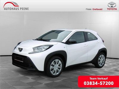 Gebraucht Toyota Aygo X Business Edition 72 PS (52 kW) 2025 Weiß SUV