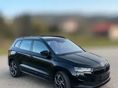 Gebraucht Skoda Karoq SportLine 190 PS (139 kW) 2022 Schwarz SUV
