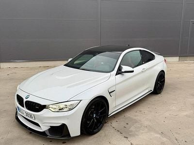 Weiß Gebraucht 2014 BMW M4 M Performance Coupé | 46.000 €