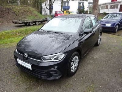 Gebraucht VW Polo Life 95 PS (69 kW) 2023 Deep black perleffekt Limousine