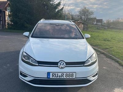 Second-hand VW Golf VII Highline 150 CP (110 kW) 2020 Alb Break