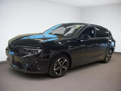 Gebraucht Opel Astra 131 PS (96 kW) 2024 Silber Kleinwagen