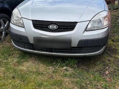 Gebraucht Kia Rio 97 PS (71 kW) 2008 Grau Kleinwagen