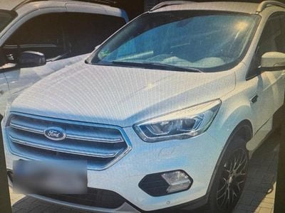 Gebraucht Ford Kuga 2018 Weiß SUV